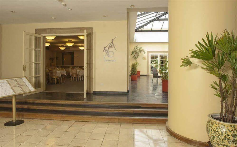 Austral Plaza Hotel Comodoro Rivadavia Eksteriør bilde