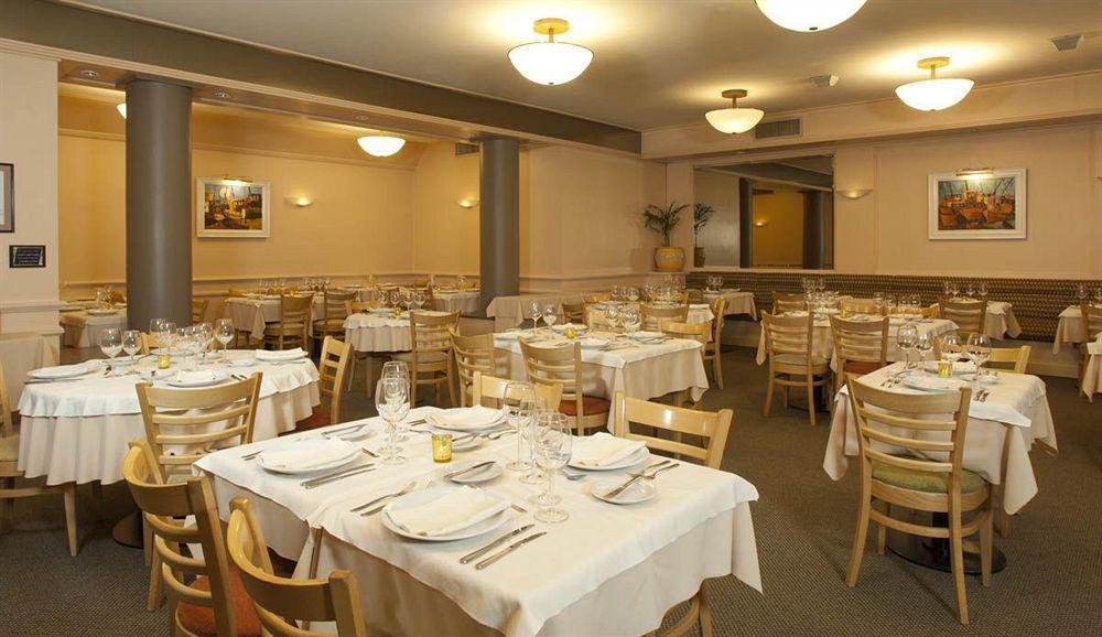 Austral Plaza Hotel Comodoro Rivadavia Eksteriør bilde